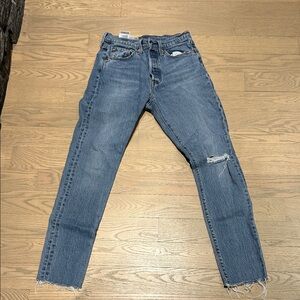Levi's Women's Skinny Jeans - Light Blue Distressed Knee